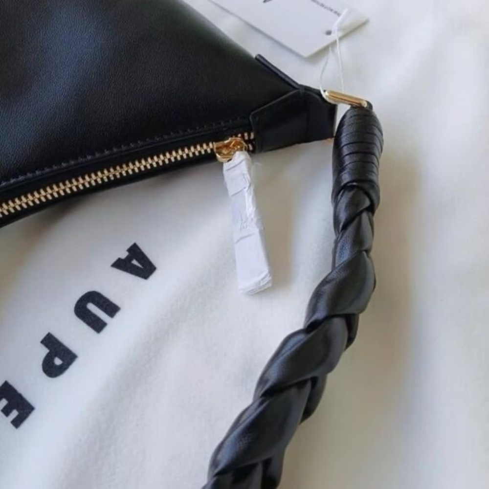 AUPEN Black Braided Handle Shoulder Bag - Picture 2 of 4
